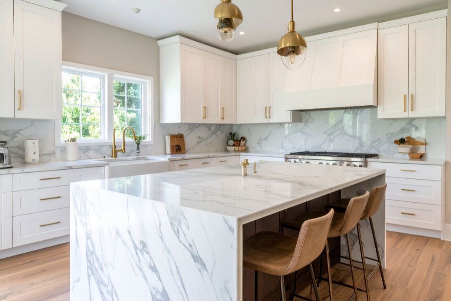 updated-kitchen-montgomery-county-rental - Noahs' Preferred Properties Updated kitchen in a Montgomery County rental home with modern appliances.